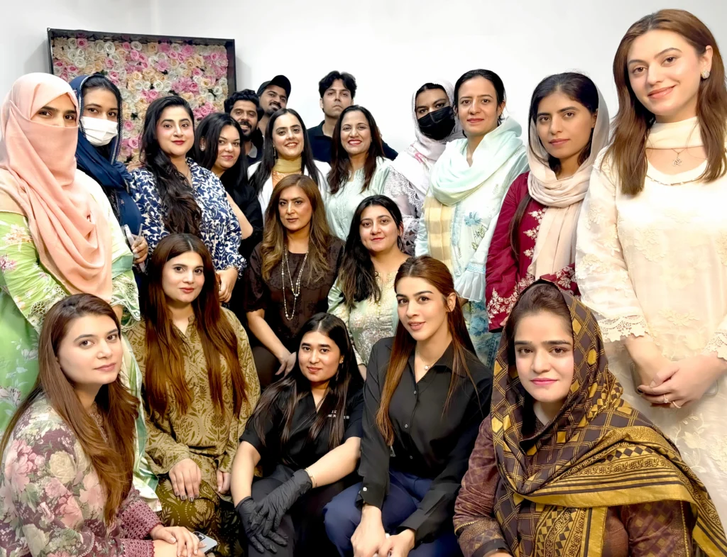 London Aesthetics UK training institute students and faculty group photo